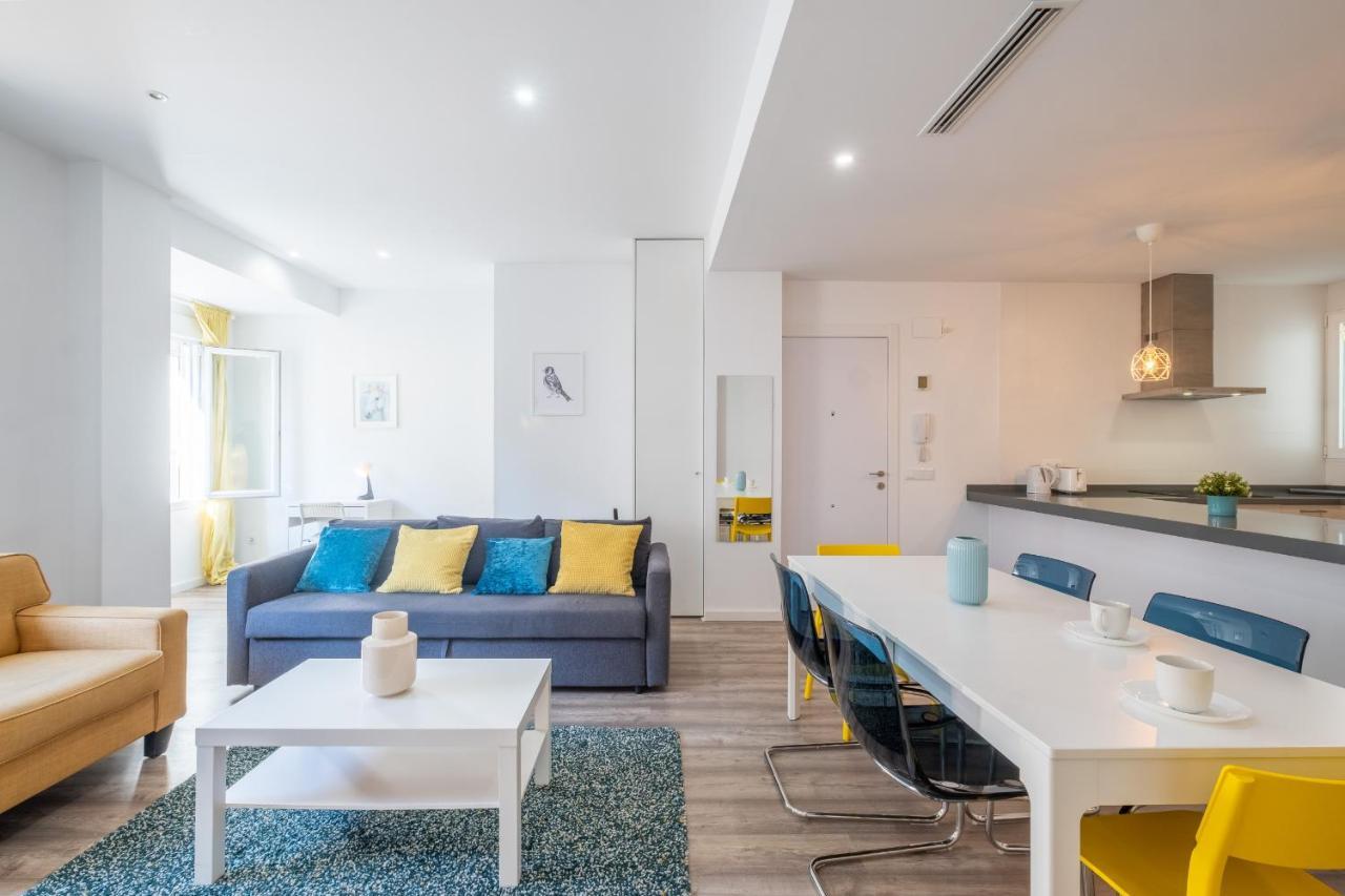 Modern, Stylish With Balcony Appartement *